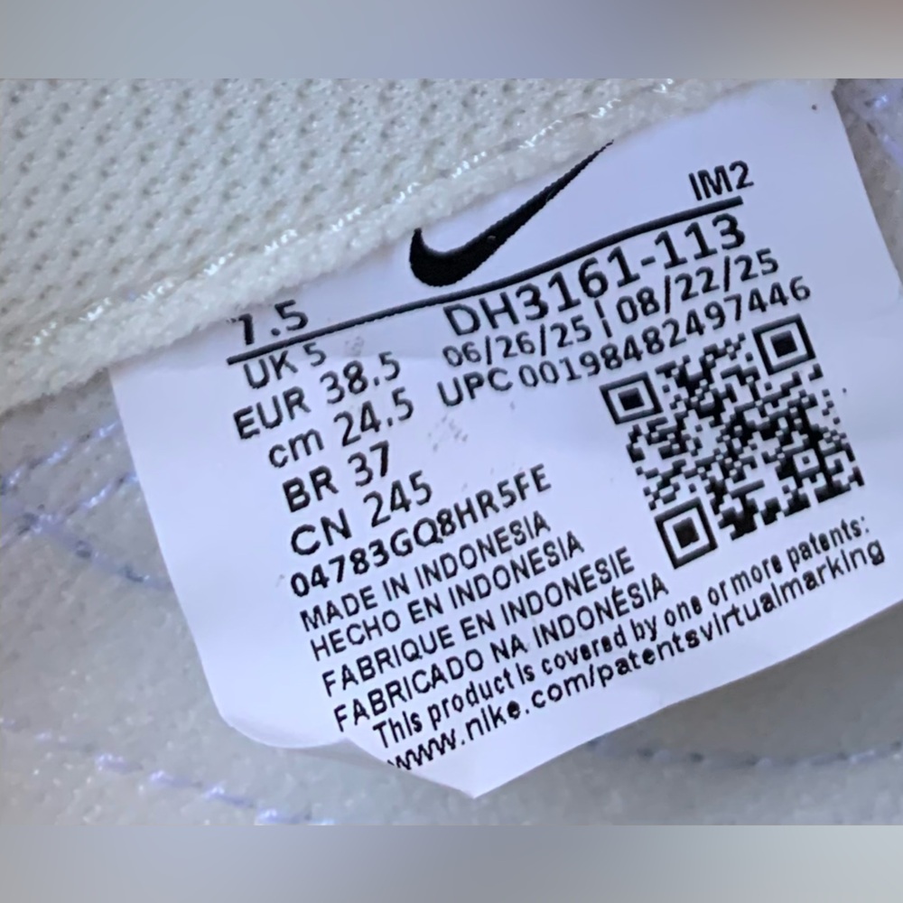 Nike Women's White Sneakers with Light Blue Swoosh and Pink Accents - Picture 6 of 8